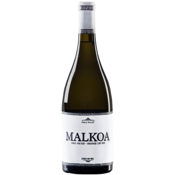 Malkoa es un txakolí especial, denominado de finca o pago;<br />
auténtico, genuino y con una vida en botella mucho más larga<br />
a lo hasta ahora elaborado.