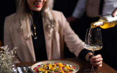 Menos botellas paradas y más margen: cómo optimizar la carta de vinos de tu restaurante
